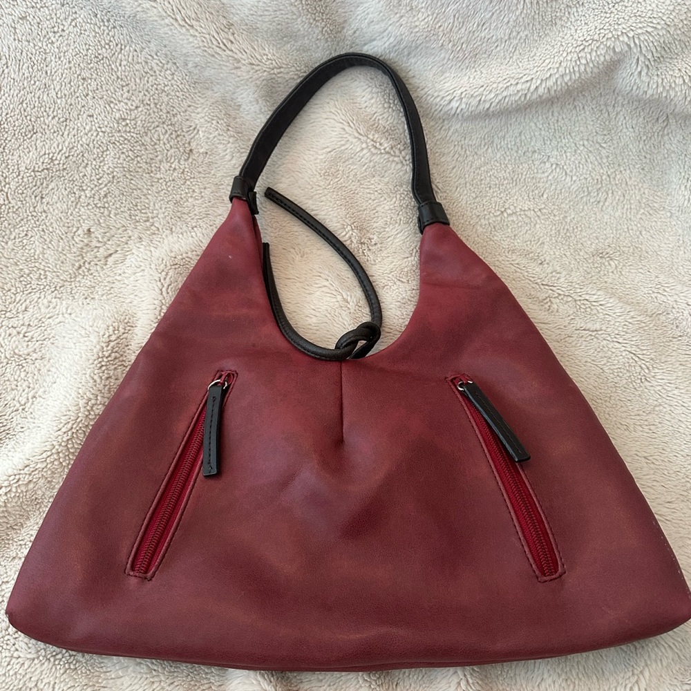 Matt & Nat Triangle Shaped Handbag